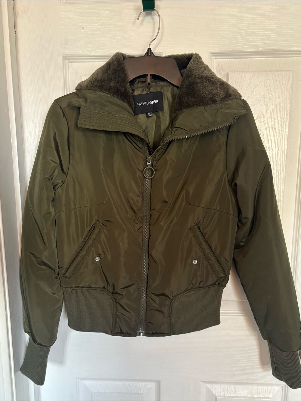 Women’s Fashion Nova Olive Green Bomber Jacket with Faux Fur Collar